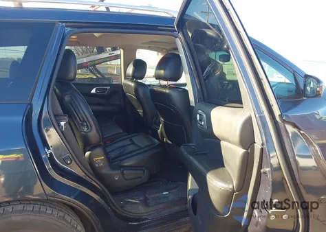 2016 Nissan Pathfinder Sl из США, поврежденный, VIN 5N1AR2MM4GC659349